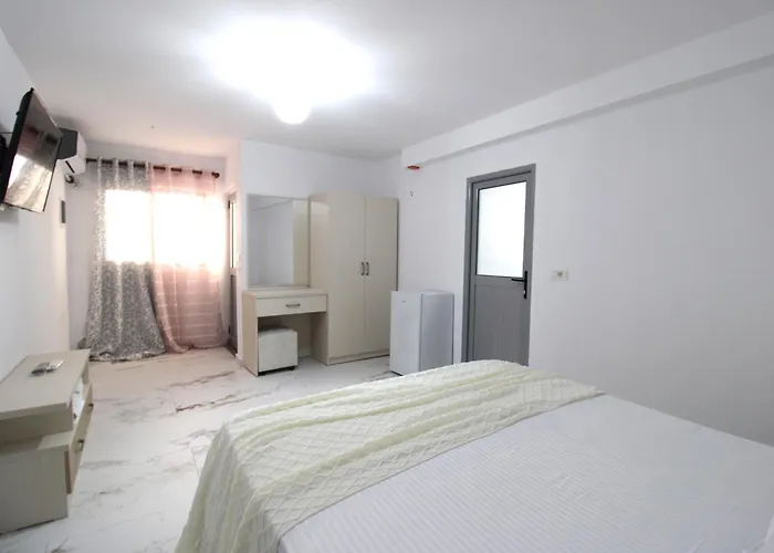 Poda 3* Ksamil