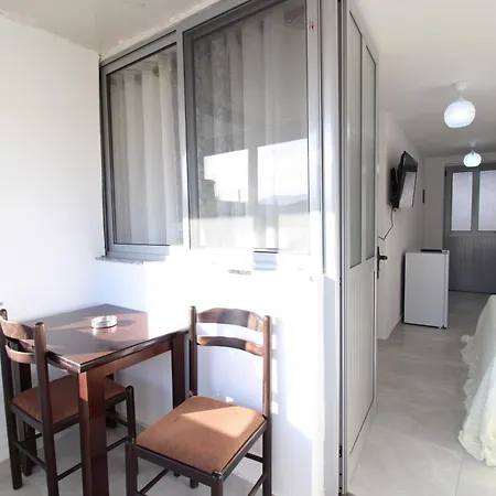 Poda Guest house Ksamil