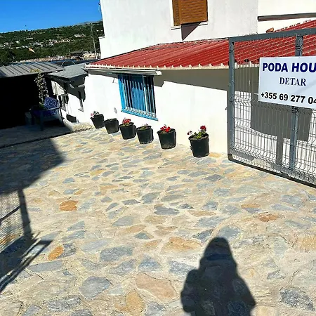 Guest house Poda