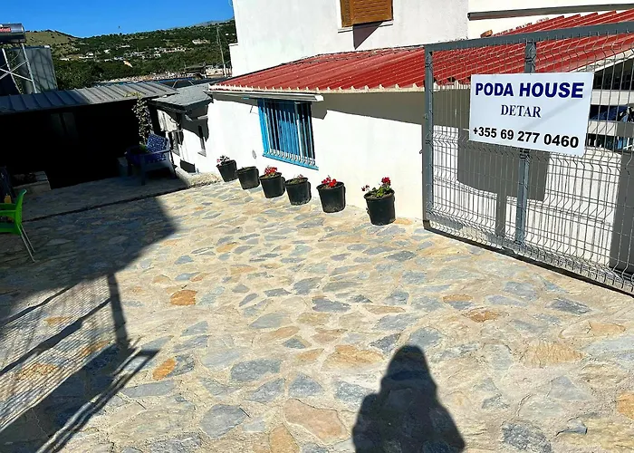 בית הארחה Poda